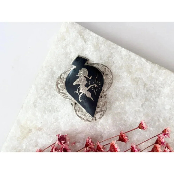 Siam Sterling Niello Makkalah Goddess of Lightening Black Enamel Vintage Brooch - Picture 9 of 10